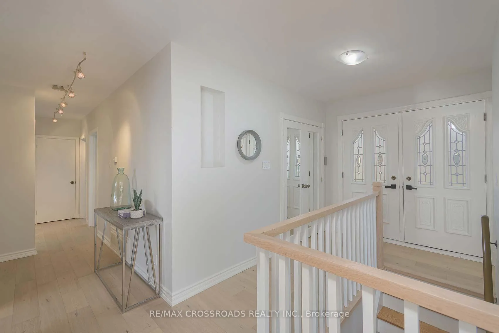 Photo 5 of 45 Delair Crescent, Markham, Grandview — HOMEH