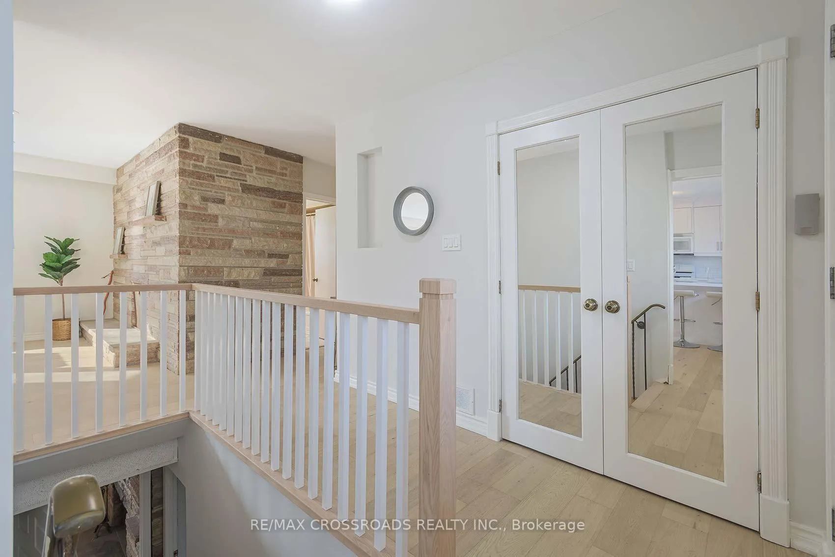 Photo 6 of 45 Delair Crescent, Markham, Grandview — HOMEH