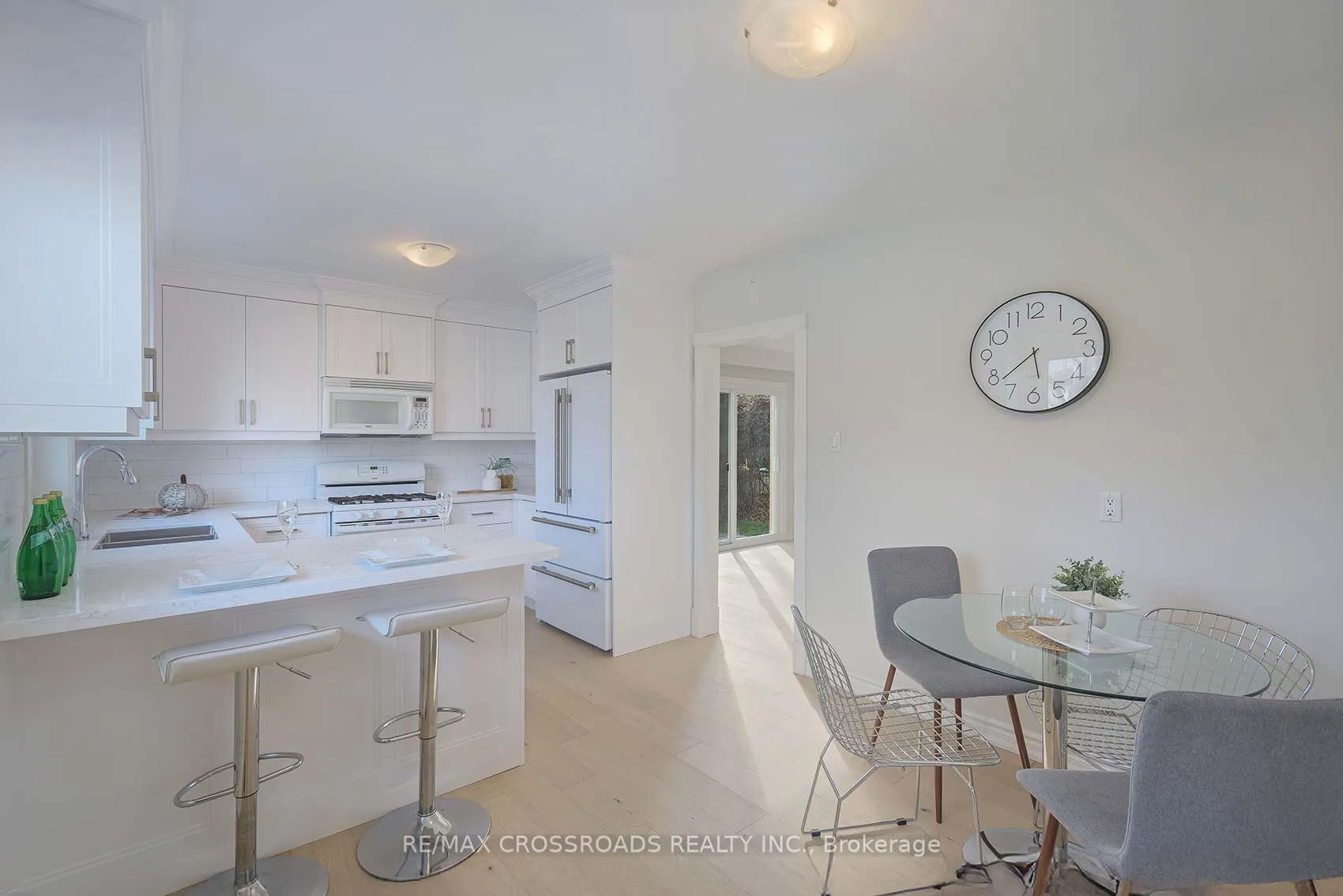 Photo 10 of 45 Delair Crescent, Markham, Grandview — HOMEH