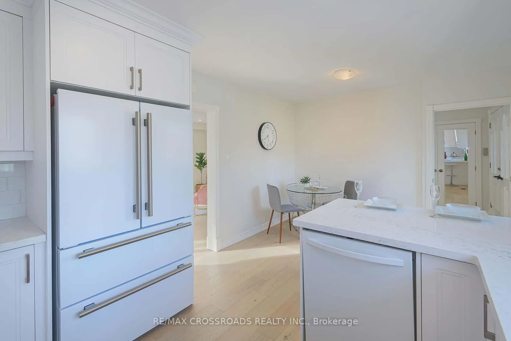 Photo 11 of 45 Delair Crescent, Markham, Grandview — HOMEH