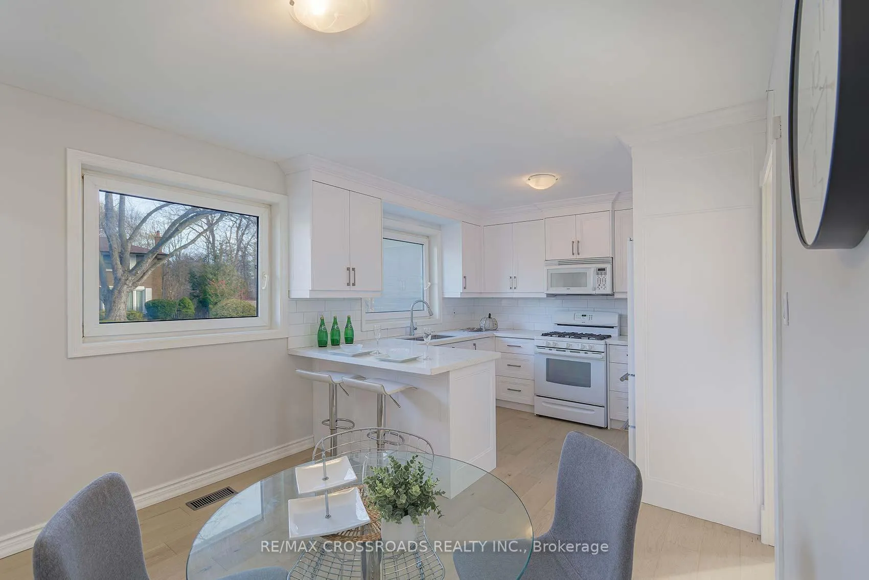 Photo 14 of 45 Delair Crescent, Markham, Grandview — HOMEH