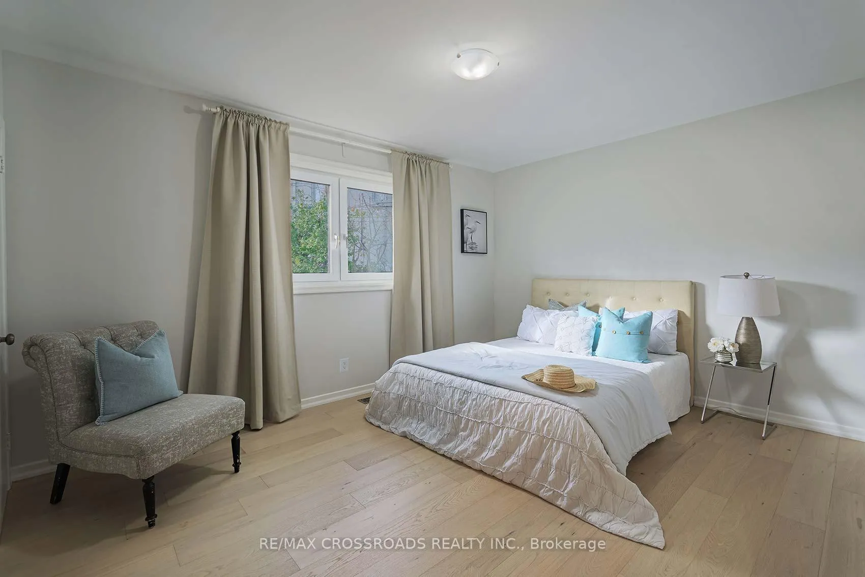 Photo 15 of 45 Delair Crescent, Markham, Grandview — HOMEH