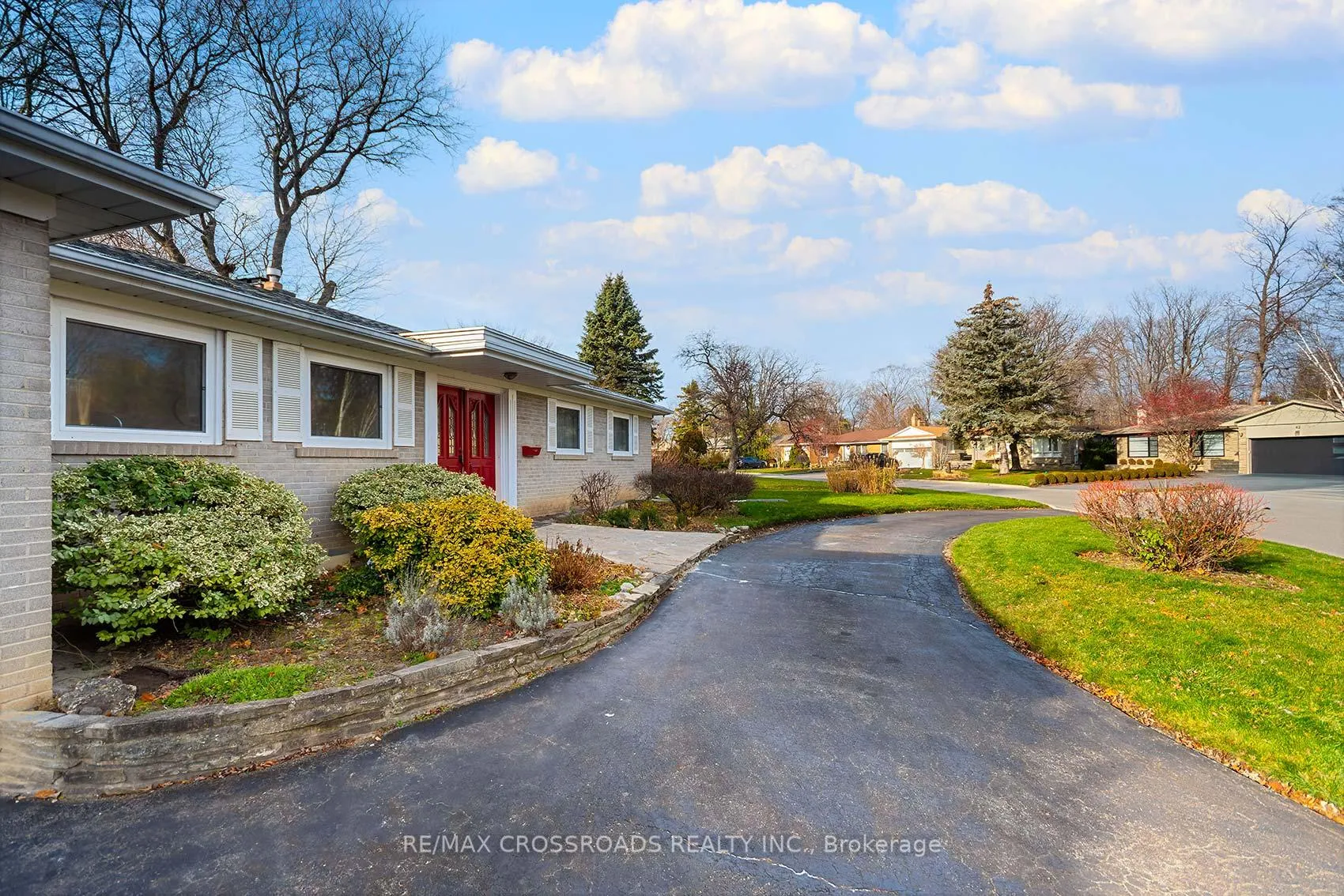 Photo 35 of 45 Delair Crescent, Markham, Grandview — HOMEH