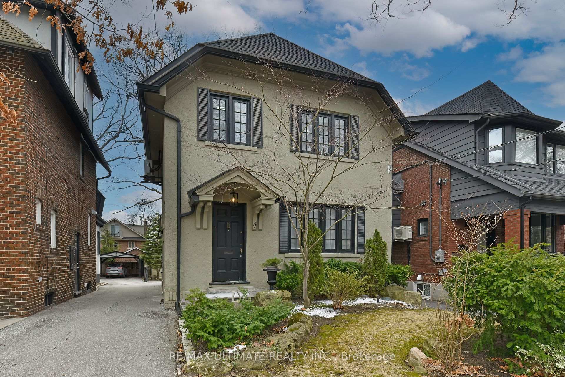 Photo 2 of 331 St Clair Avenue E, Toronto, Rosedale-Moore Park — HOMEH