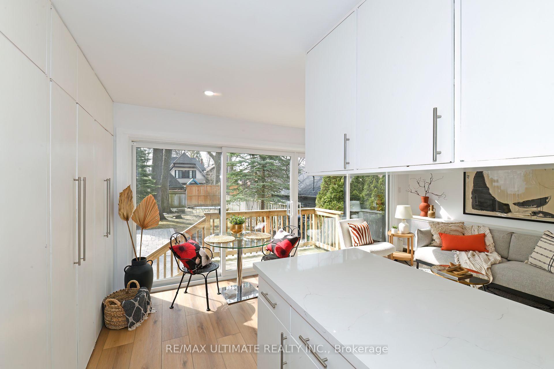 Photo 8 of 331 St Clair Avenue E, Toronto, Rosedale-Moore Park — HOMEH