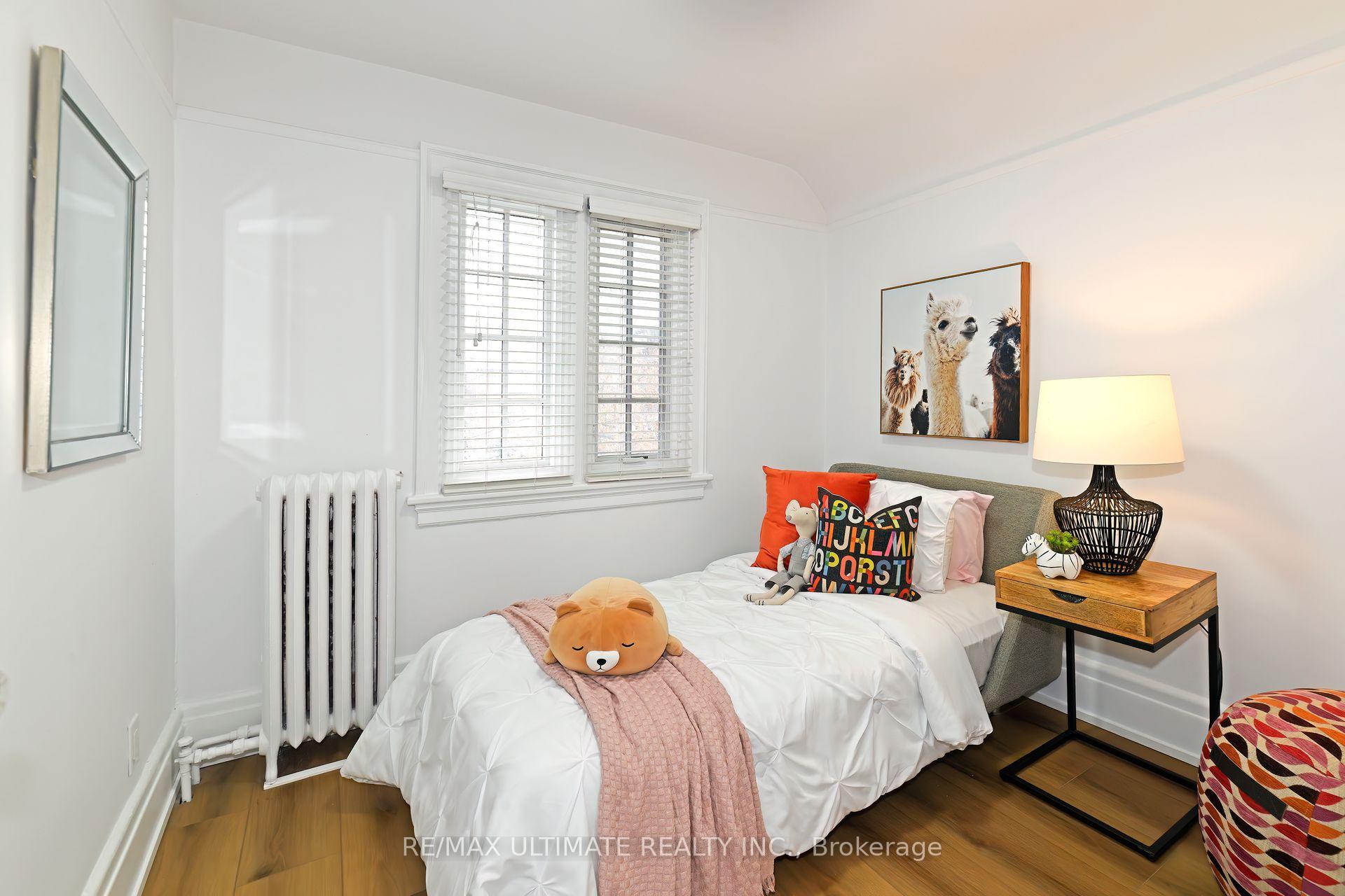 Photo 24 of 331 St Clair Avenue E, Toronto, Rosedale-Moore Park — HOMEH