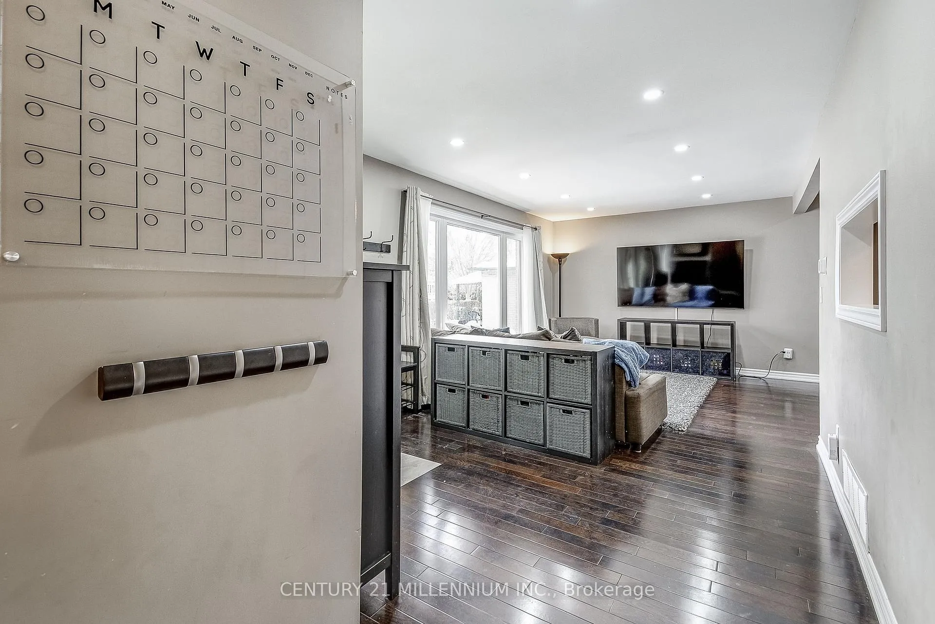 Photo 5 of 10 Evesham Crescent, Brampton, Southgate — HOMEH