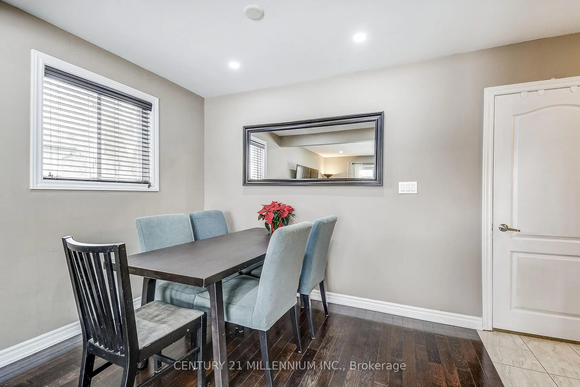Photo 10 of 10 Evesham Crescent, Brampton, Southgate — HOMEH