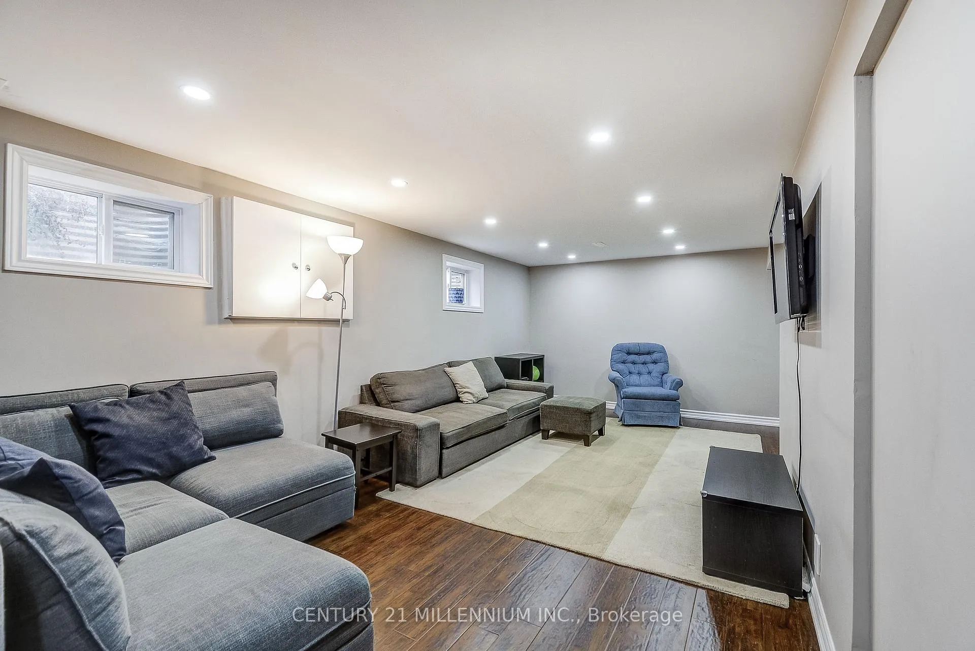 Photo 28 of 10 Evesham Crescent, Brampton, Southgate — HOMEH
