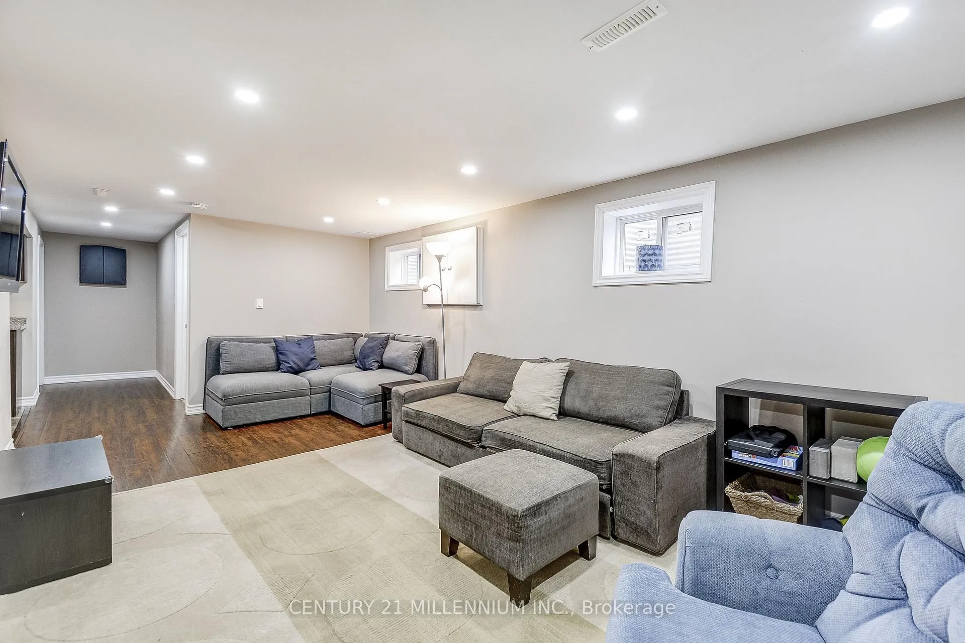 Photo 29 of 10 Evesham Crescent, Brampton, Southgate — HOMEH