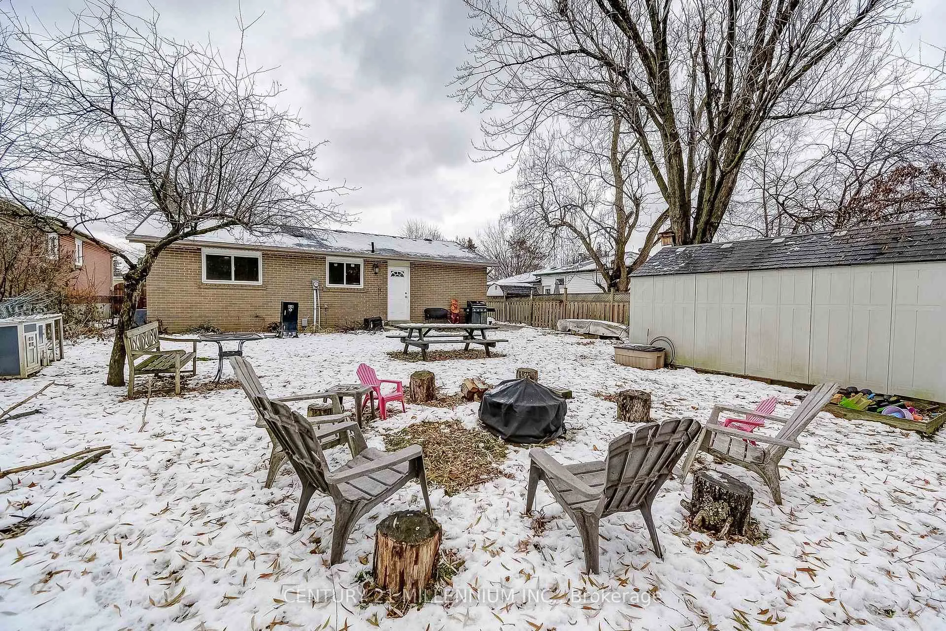 Photo 42 of 10 Evesham Crescent, Brampton, Southgate — HOMEH