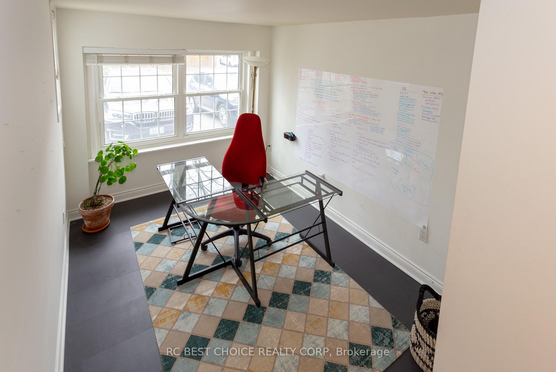 Photo 13 of 39 Bessborough Drive, Toronto, Leaside — HOMEH