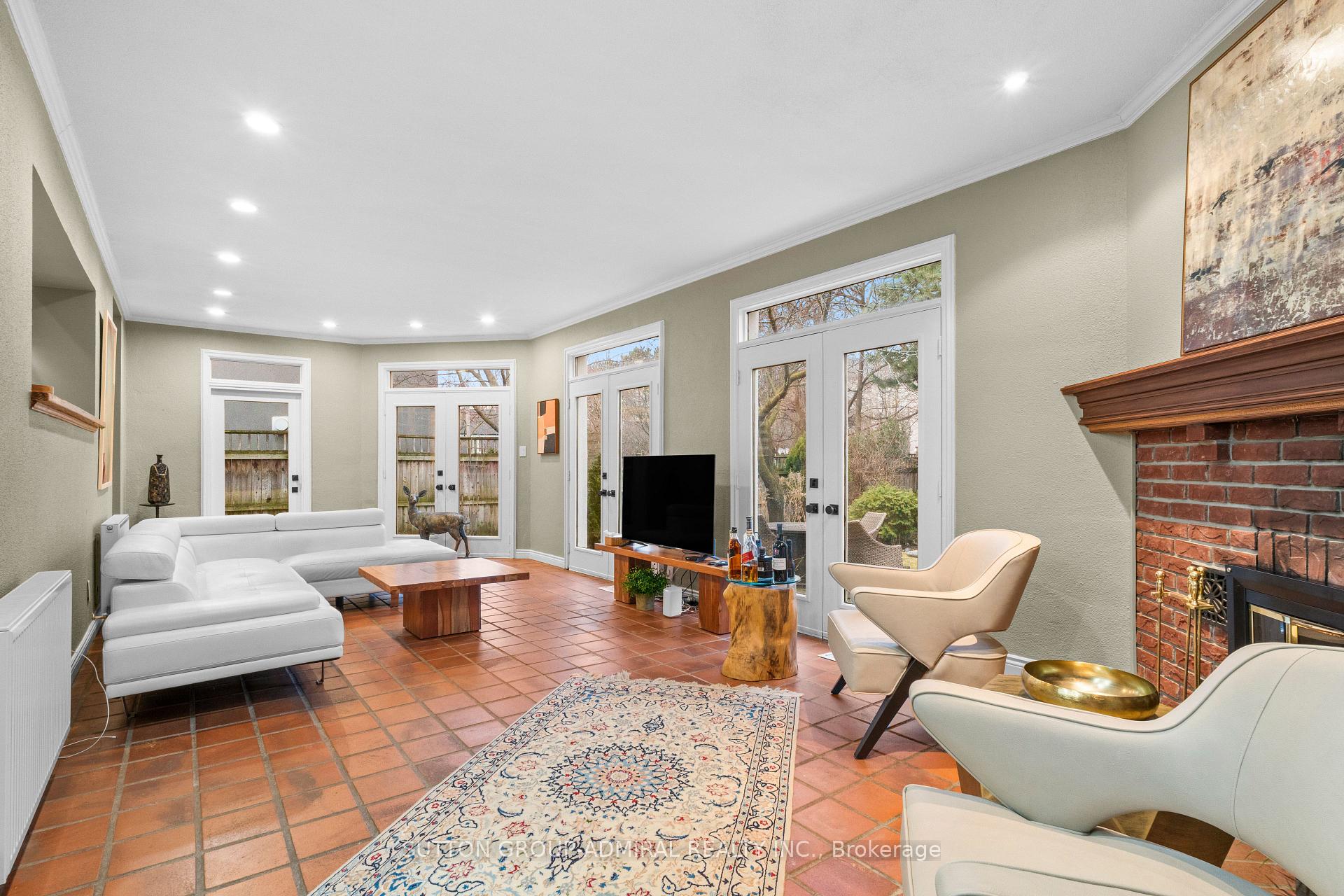 Photo 12 of 298 Bessborough Drive, Toronto, Leaside — HOMEH