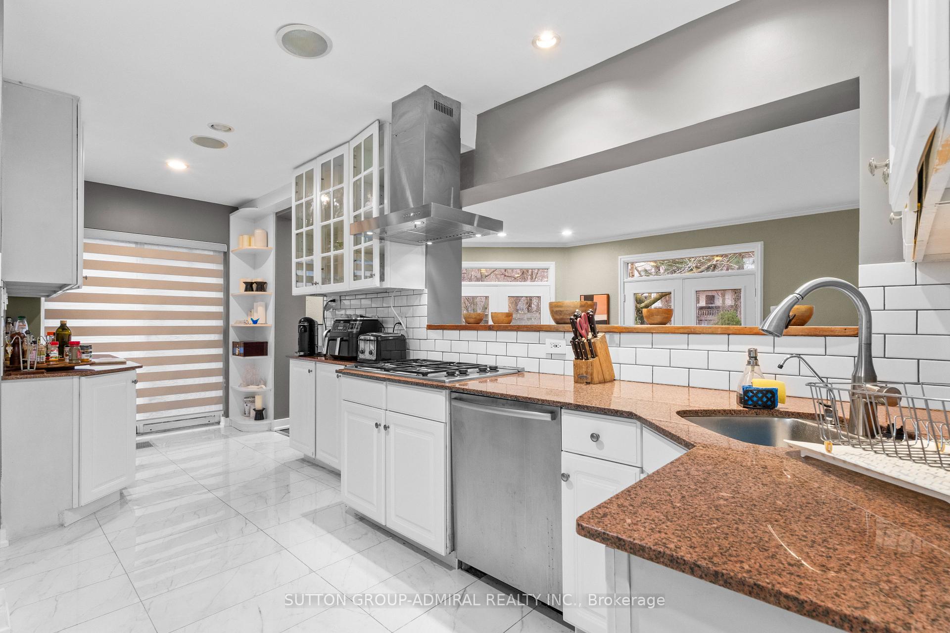 Photo 19 of 298 Bessborough Drive, Toronto, Leaside — HOMEH
