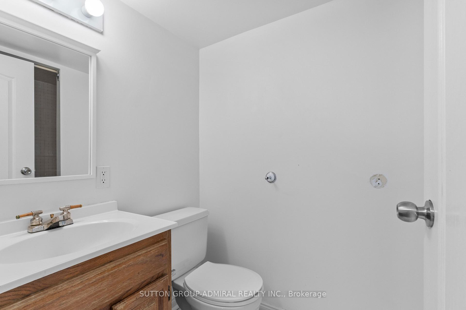 Photo 35 of 298 Bessborough Drive, Toronto, Leaside — HOMEH