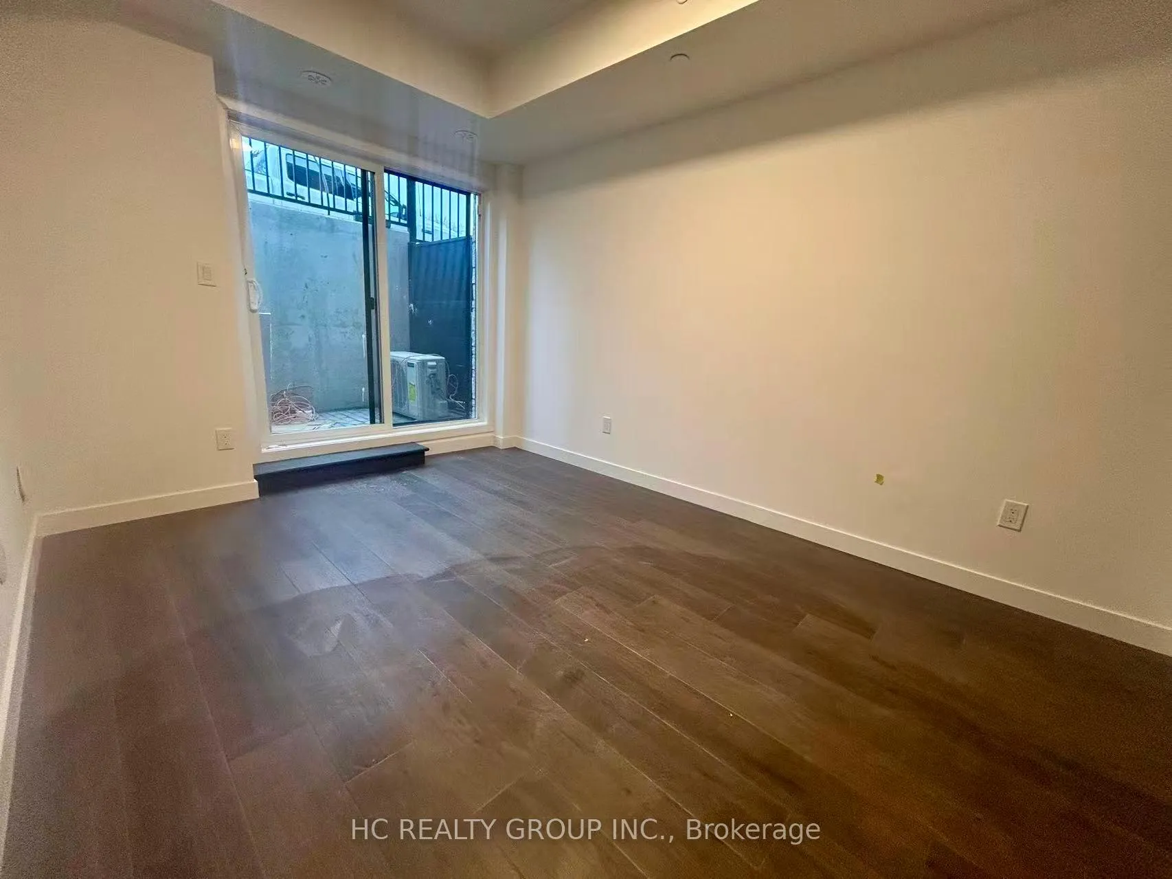 Photo 10 of Unit 518, 30 Markdale Lane, Markham, Middlefield — HOMEH