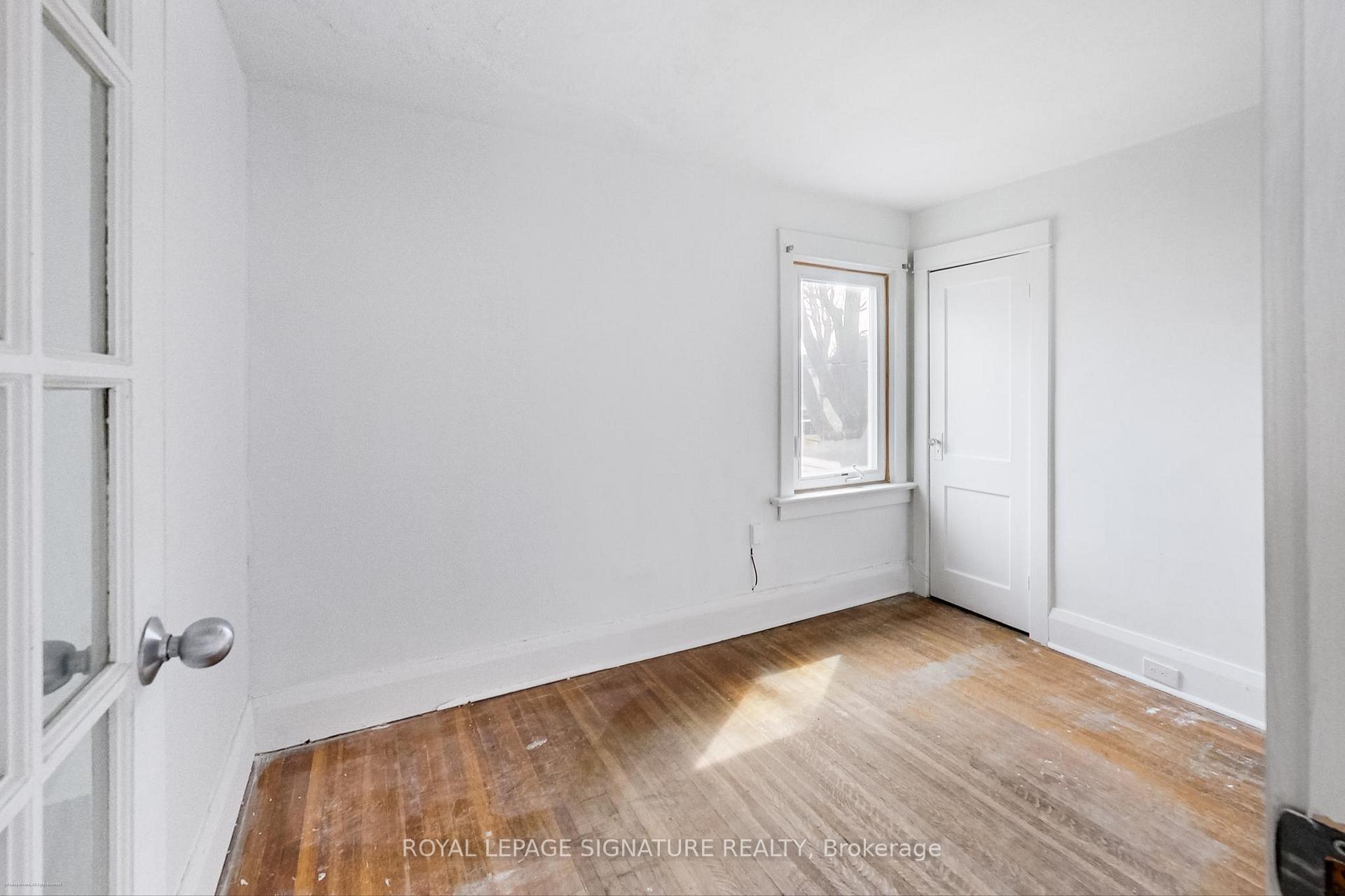 Photo 19 of 5 Forsyth Road, Toronto, Mount Pleasant East — HOMEH