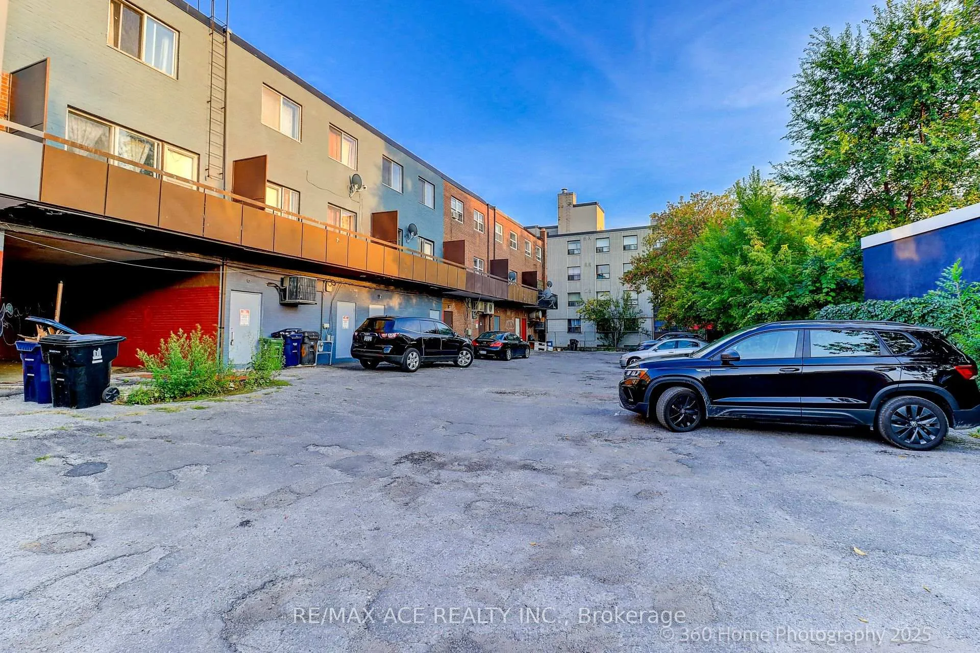 Photo 5 of Unit D, 428 Dawes Road, Toronto, O'Connor-Parkview — HOMEH