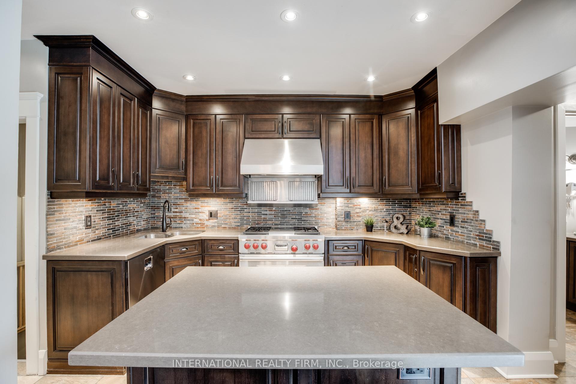 Photo 8 of 109 Monarch Park Avenue, Toronto, Greenwood-Coxwell — HOMEH
