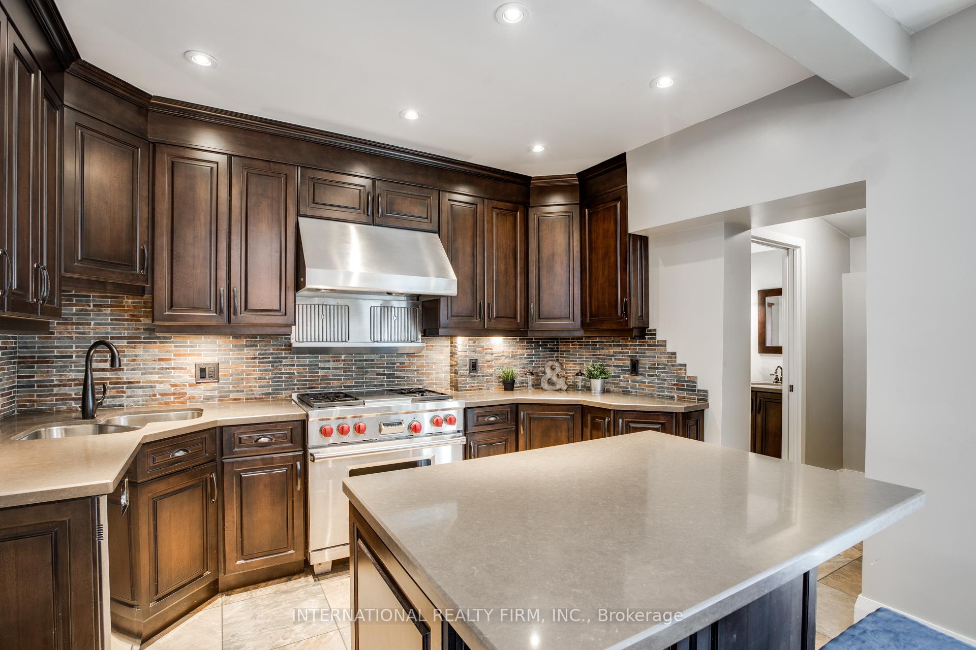 Photo 9 of 109 Monarch Park Avenue, Toronto, Greenwood-Coxwell — HOMEH