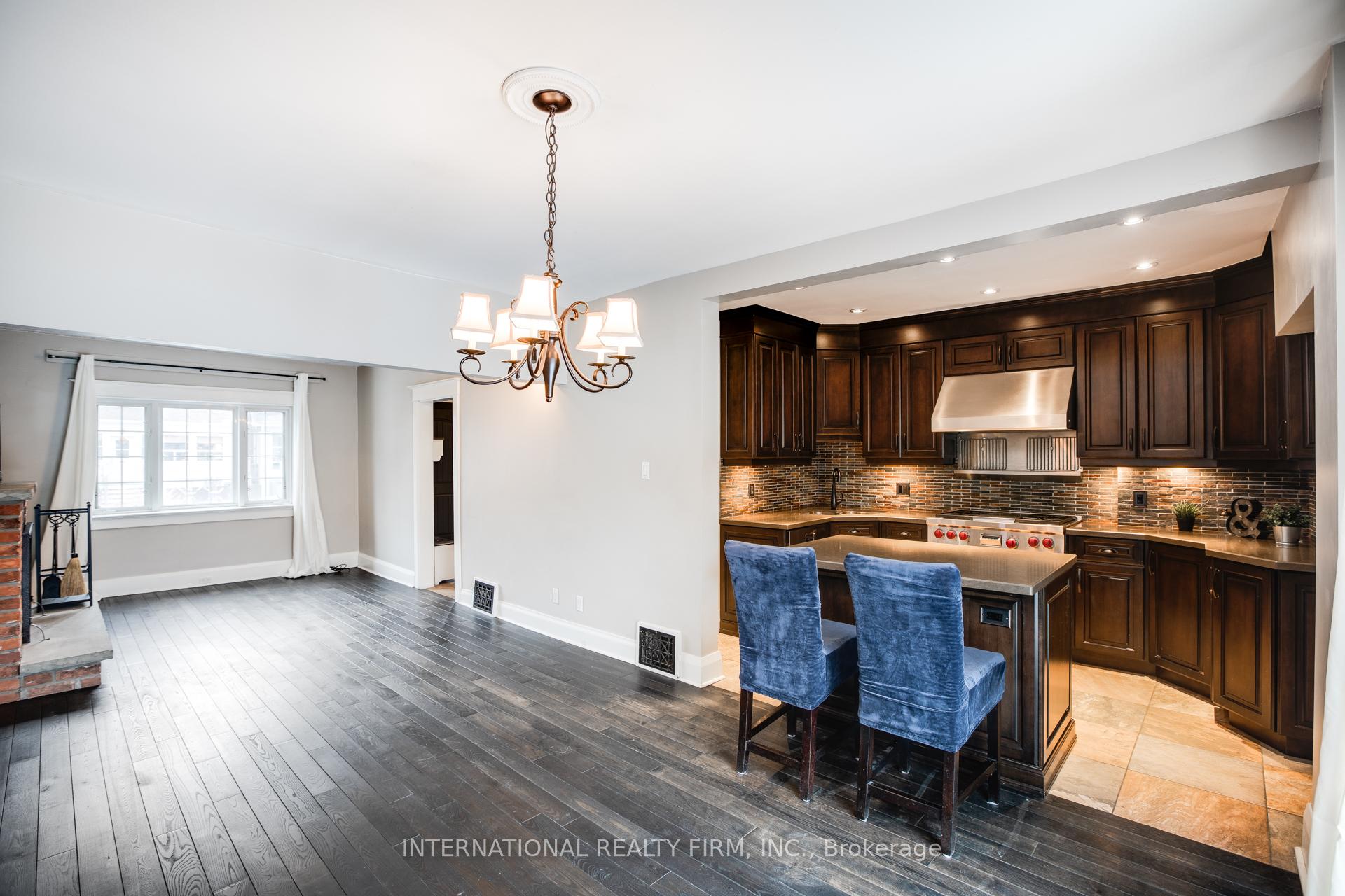 Photo 11 of 109 Monarch Park Avenue, Toronto, Greenwood-Coxwell — HOMEH