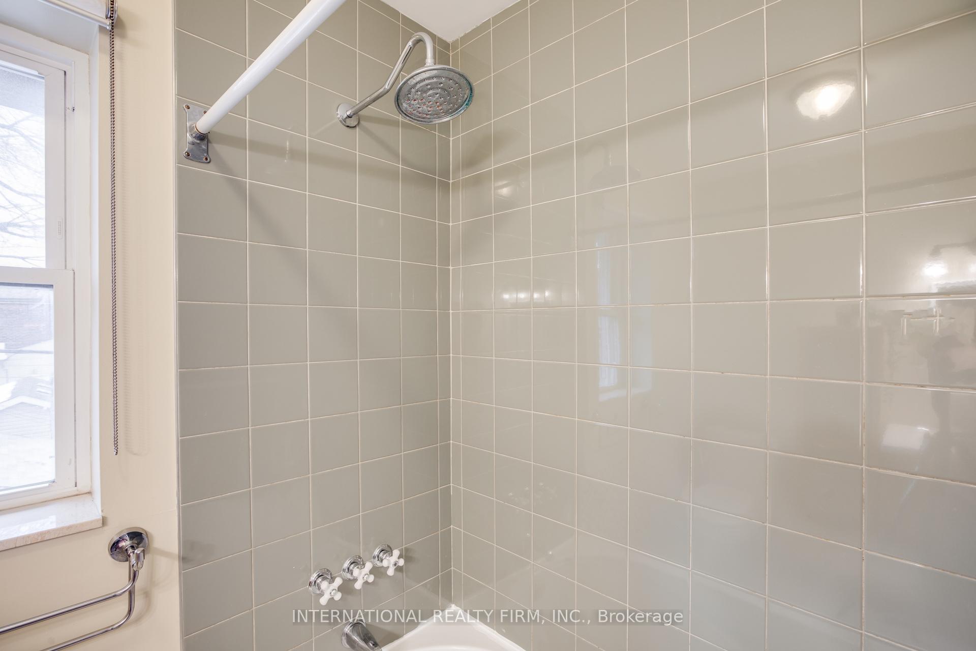 Photo 35 of 109 Monarch Park Avenue, Toronto, Greenwood-Coxwell — HOMEH