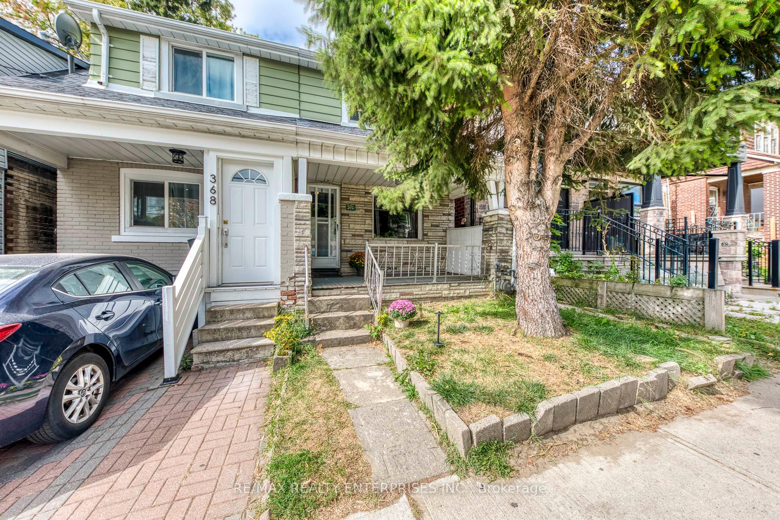 Front of 370 Coxwell Avenue
