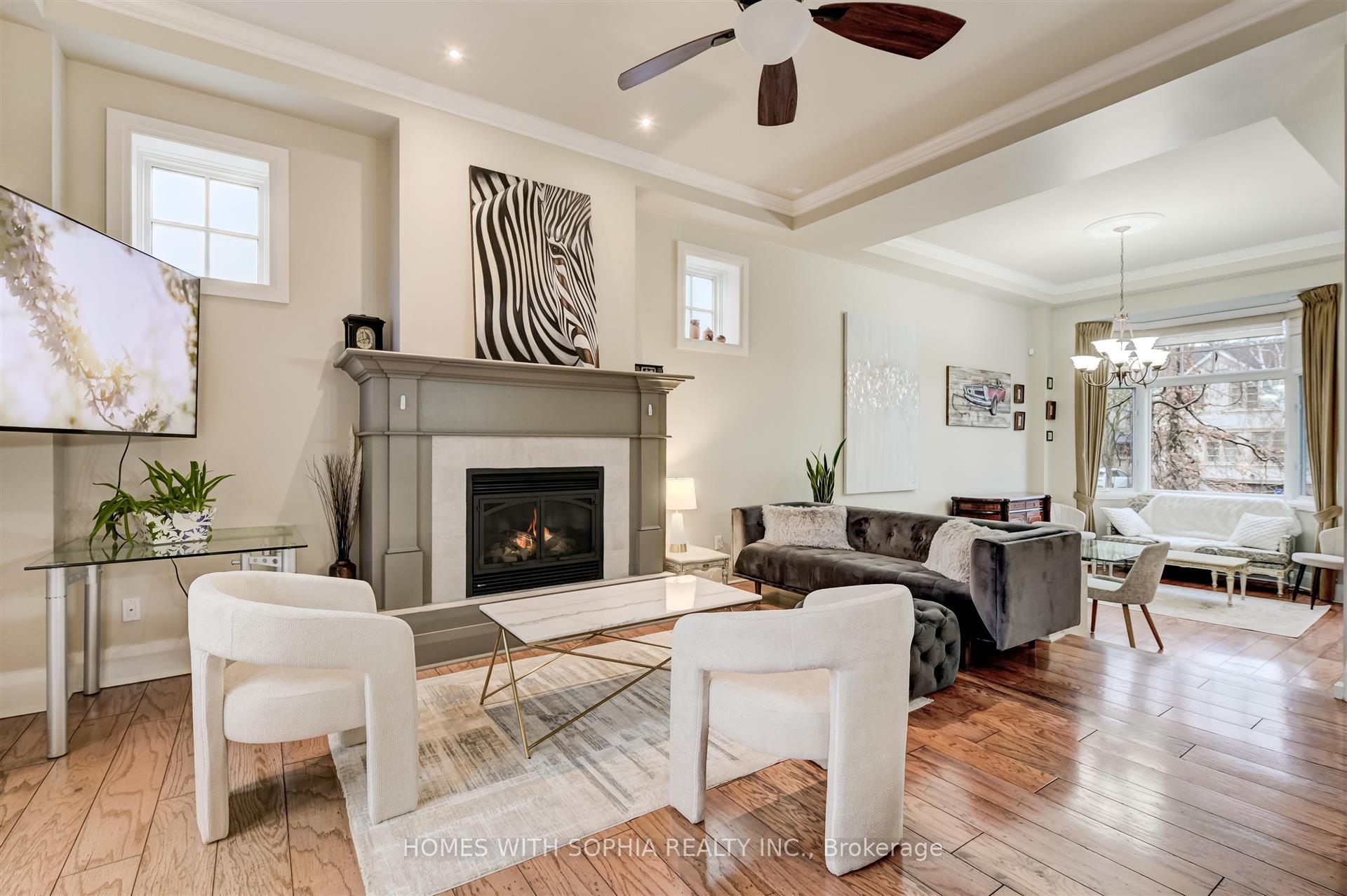 Front of 162 Glenvale Boulevard