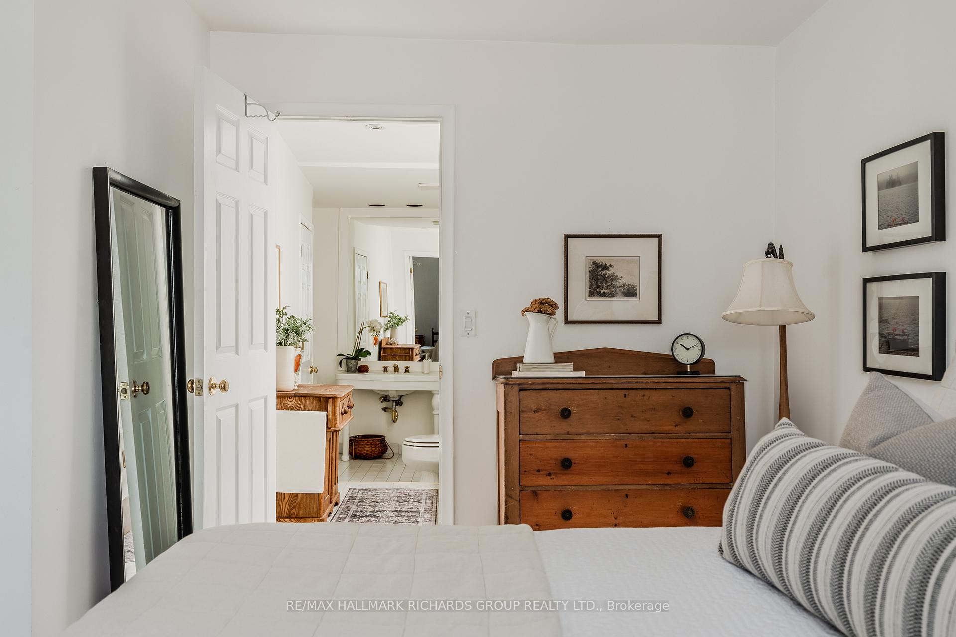 Photo 19 of 11 Alpha Avenue, Toronto, Cabbagetown-South St. James Town — HOMEH