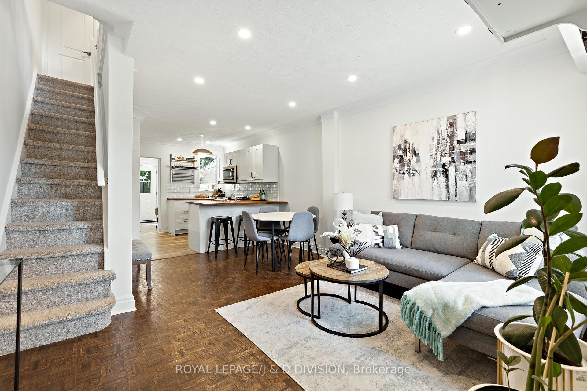 Photo 3 of 123 Drayton Avenue, Toronto, Woodbine Corridor — HOMEH