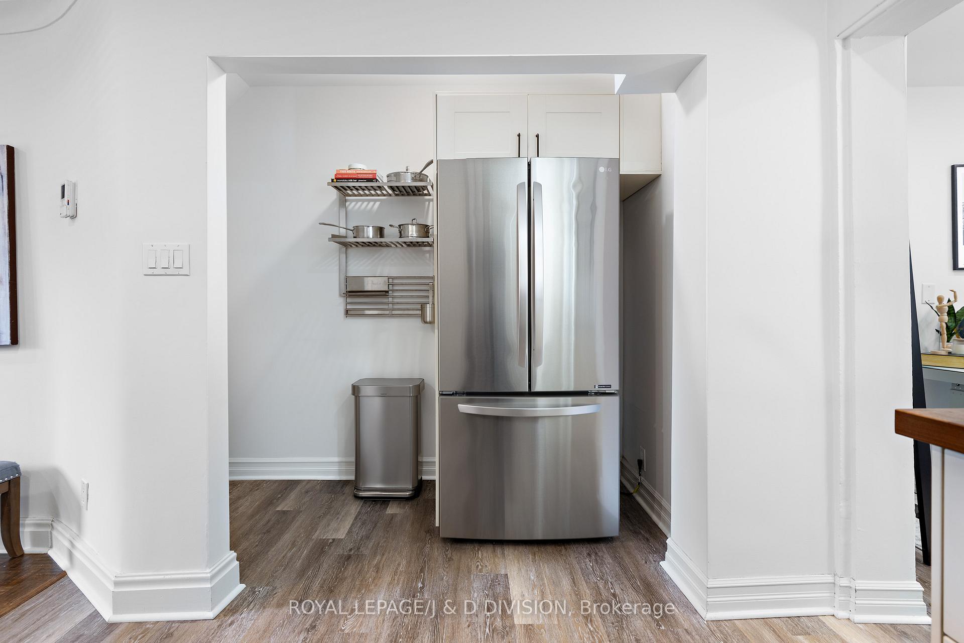 Photo 13 of 123 Drayton Avenue, Toronto, Woodbine Corridor — HOMEH