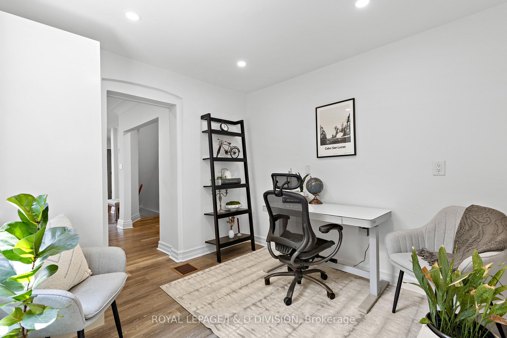 Photo 15 of 123 Drayton Avenue, Toronto, Woodbine Corridor — HOMEH