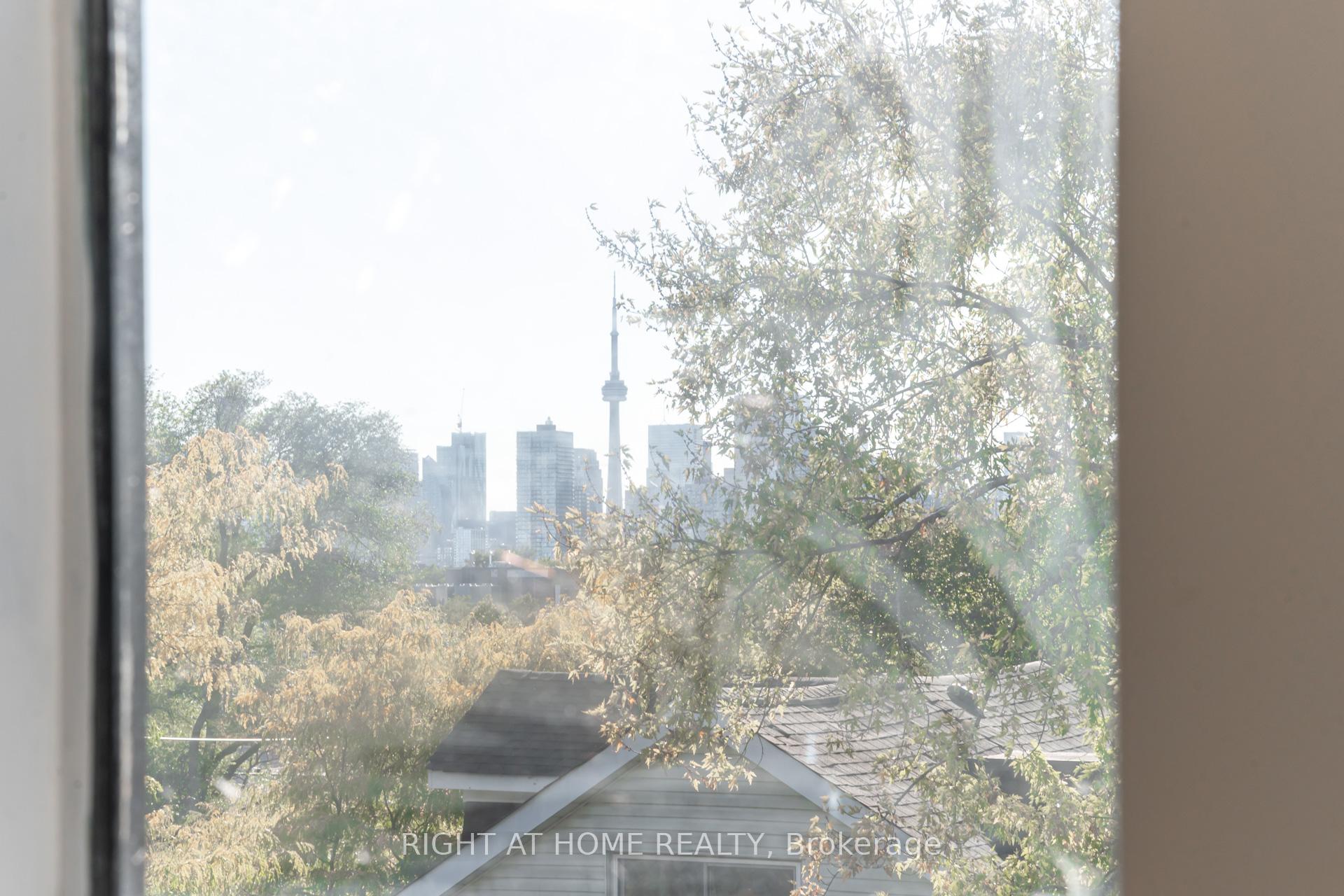 Photo 27 of 84 Boultbee Avenue, Toronto, Blake-Jones — HOMEH