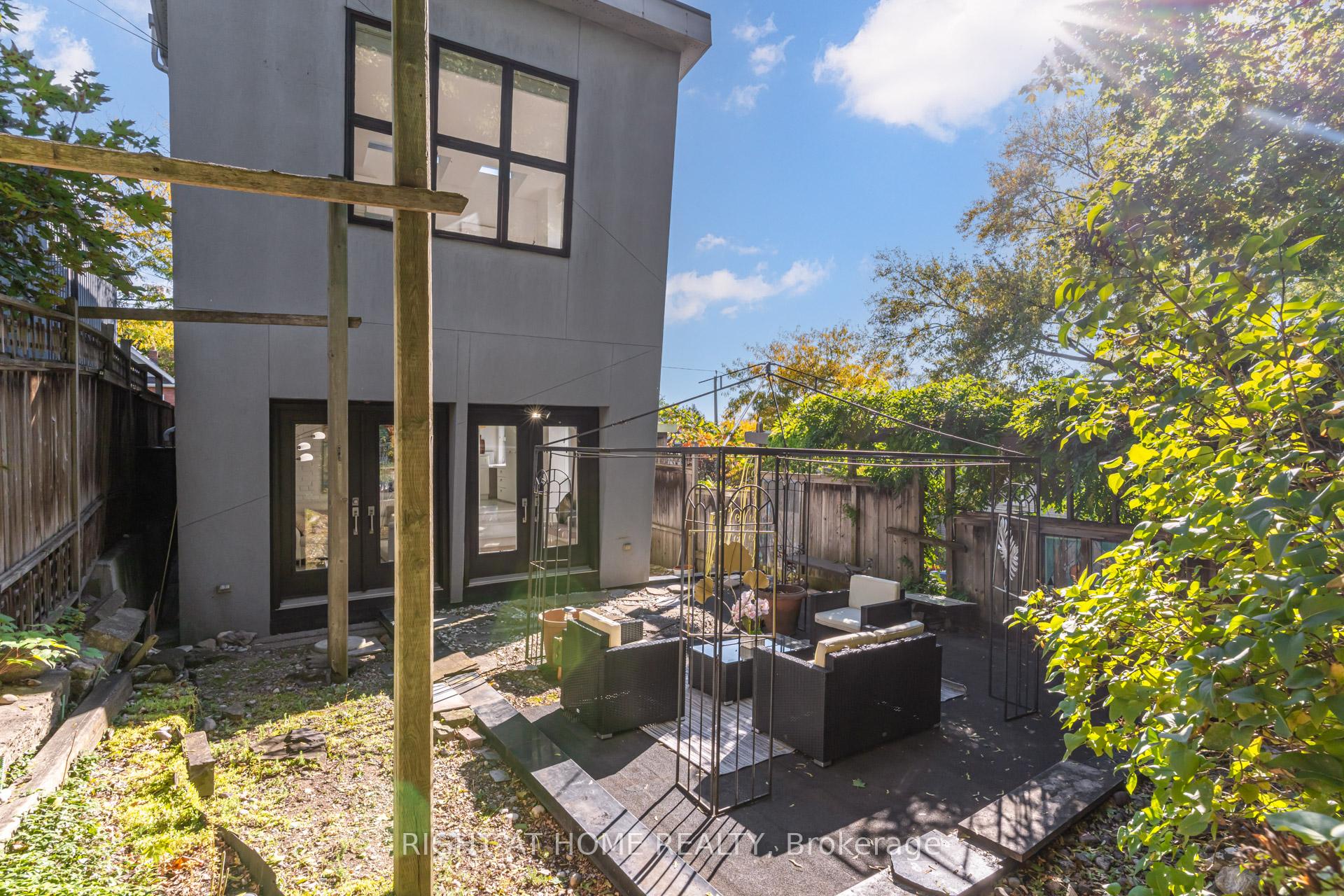 Photo 44 of 84 Boultbee Avenue, Toronto, Blake-Jones — HOMEH