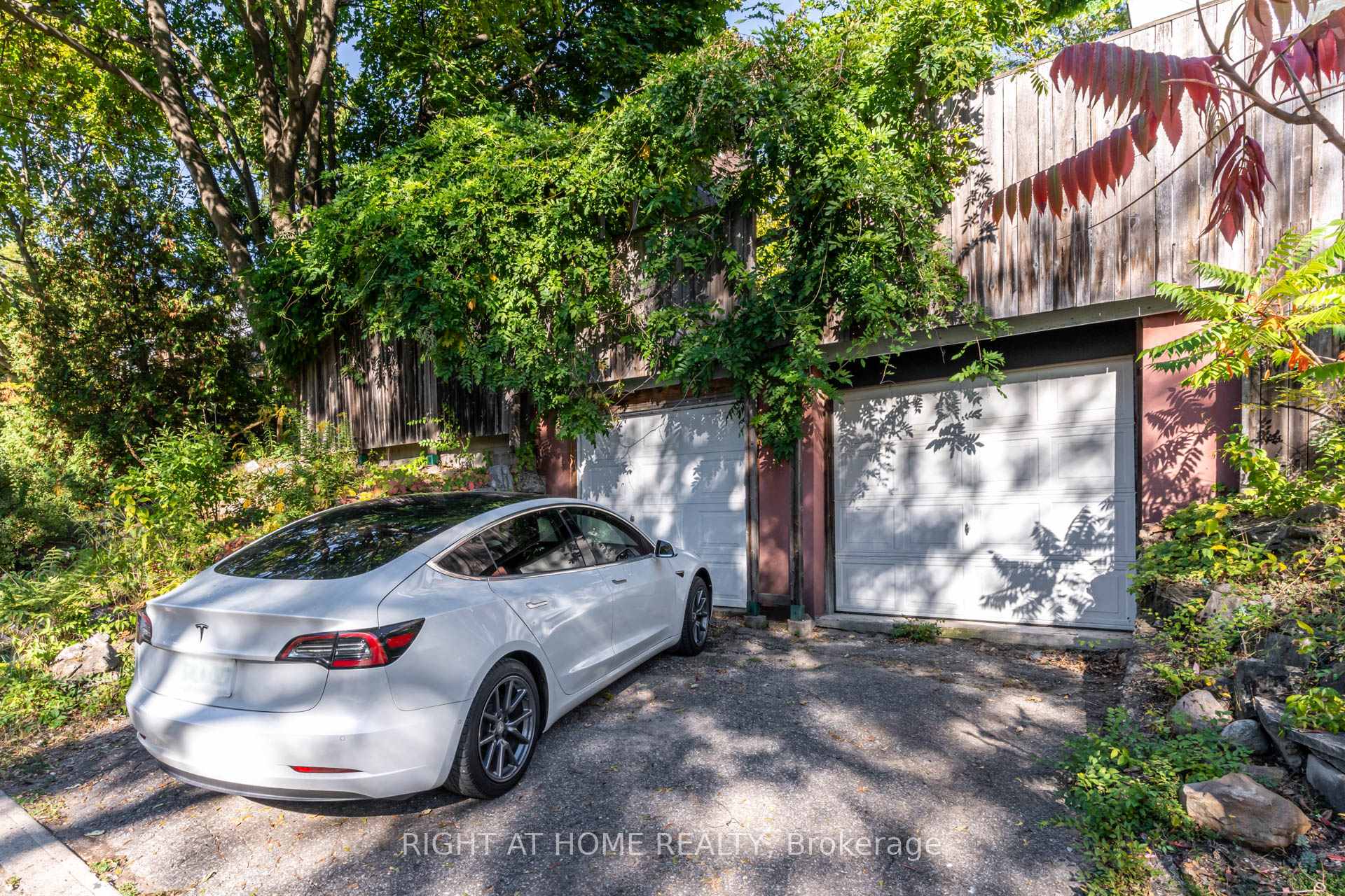 Photo 45 of 84 Boultbee Avenue, Toronto, Blake-Jones — HOMEH