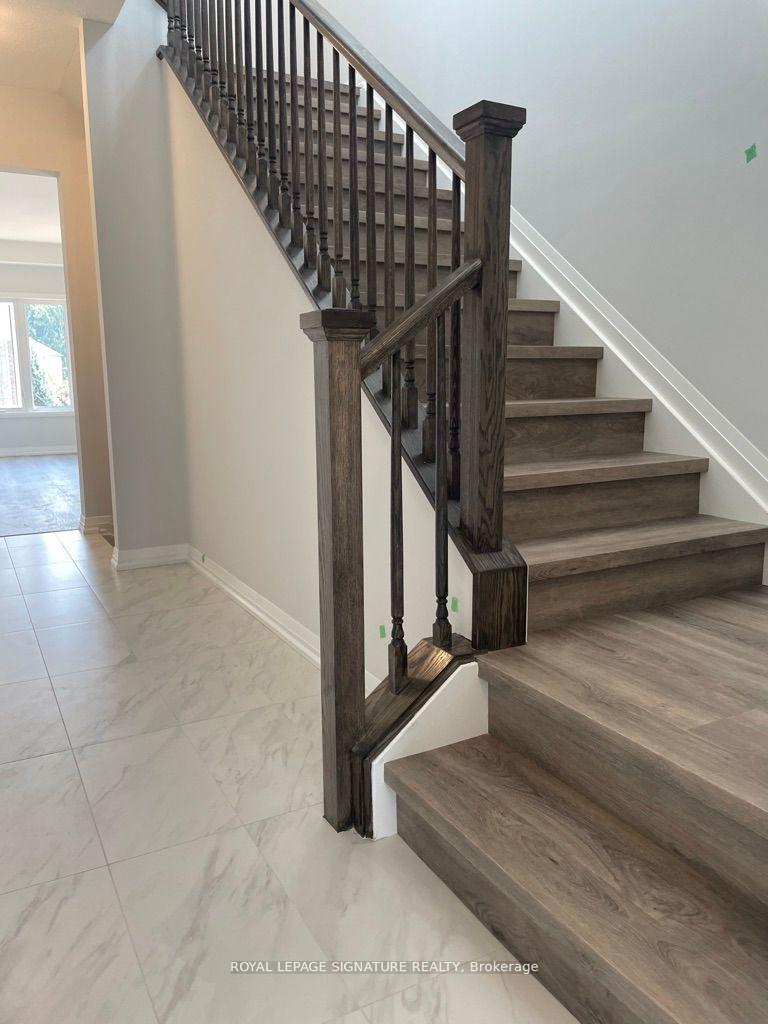 Photo 4 of 186 Bur Oak Drive, Thorold, Confederation Heights — HOMEH