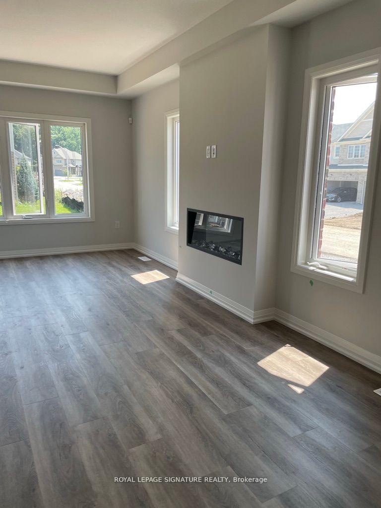 Photo 5 of 186 Bur Oak Drive, Thorold, Confederation Heights — HOMEH