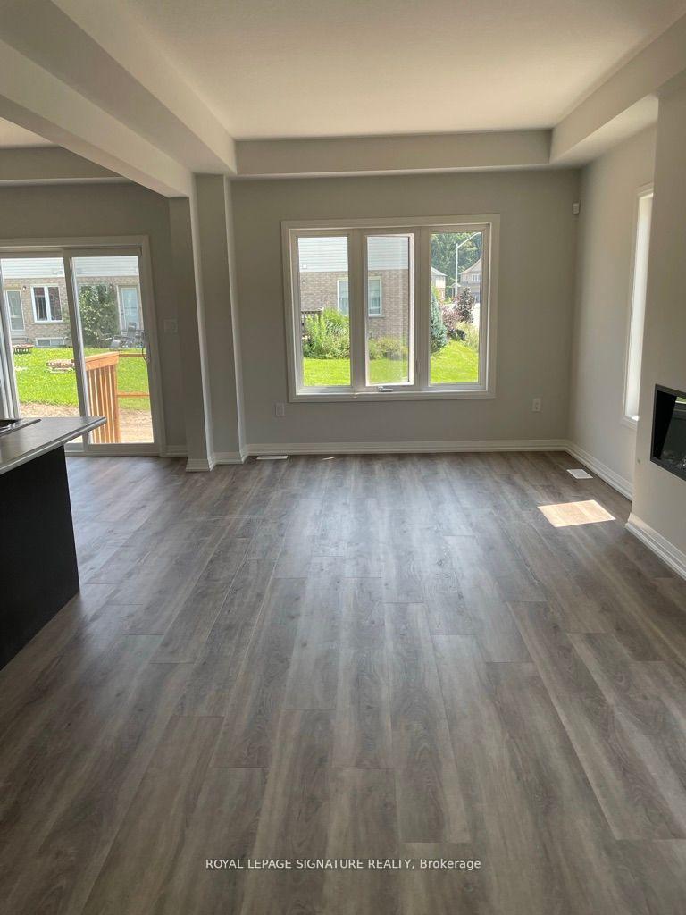 Photo 7 of 186 Bur Oak Drive, Thorold, Confederation Heights — HOMEH