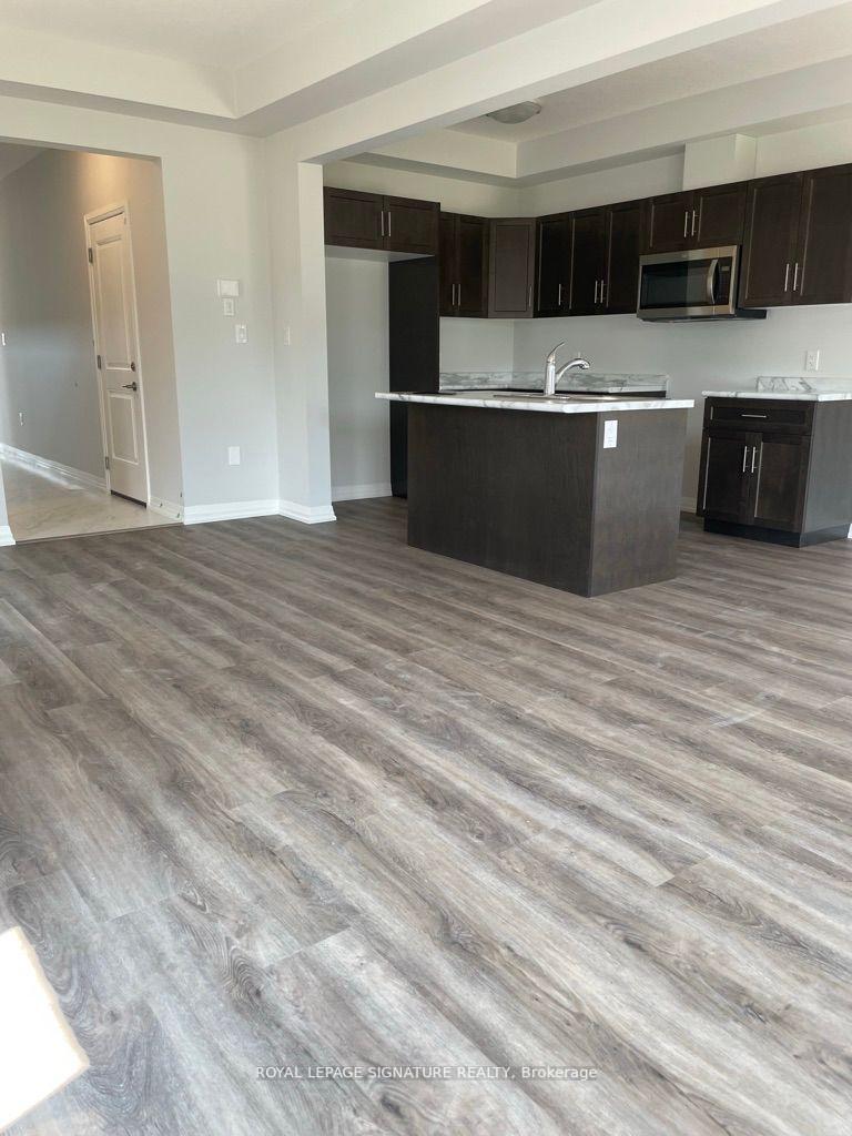 Photo 9 of 186 Bur Oak Drive, Thorold, Confederation Heights — HOMEH