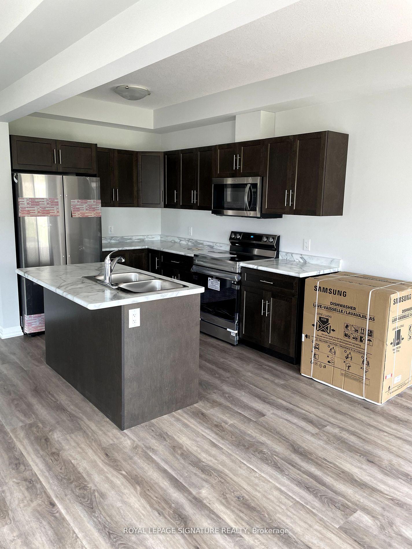 Photo 11 of 186 Bur Oak Drive, Thorold, Confederation Heights — HOMEH