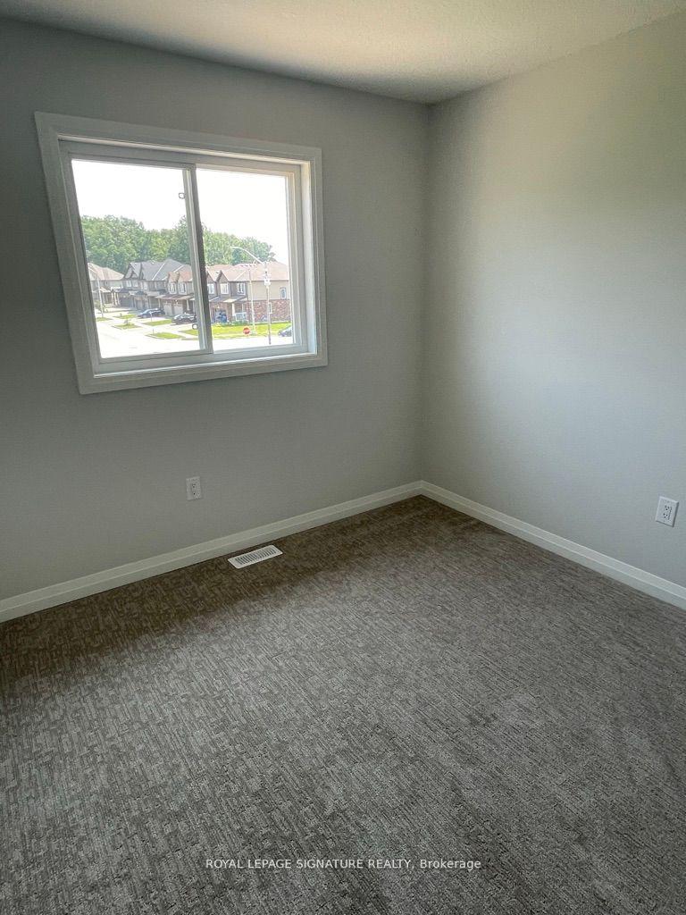 Photo 22 of 186 Bur Oak Drive, Thorold, Confederation Heights — HOMEH