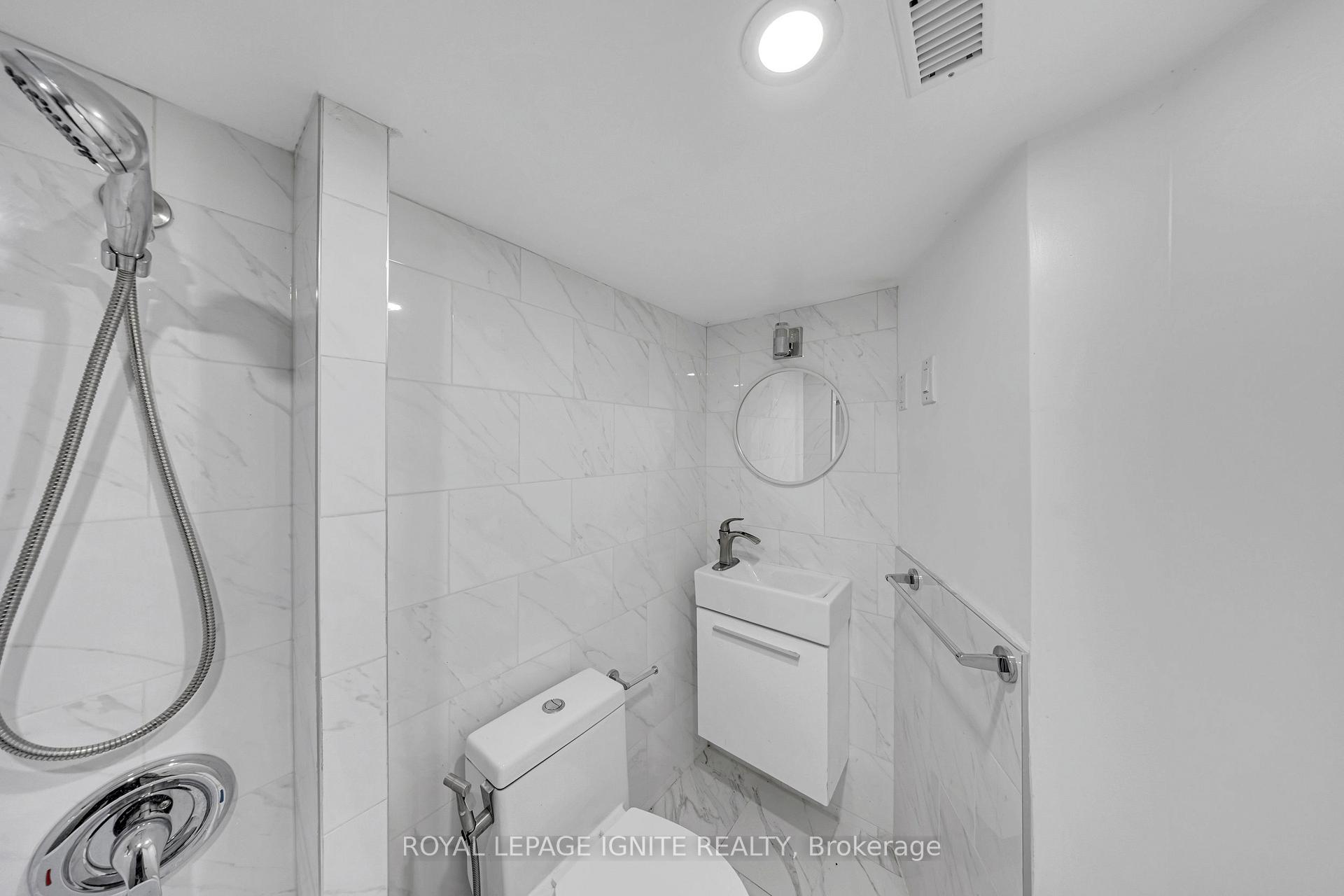 Photo 18 of 148 Barrington Avenue, Toronto, Crescent Town — HOMEH