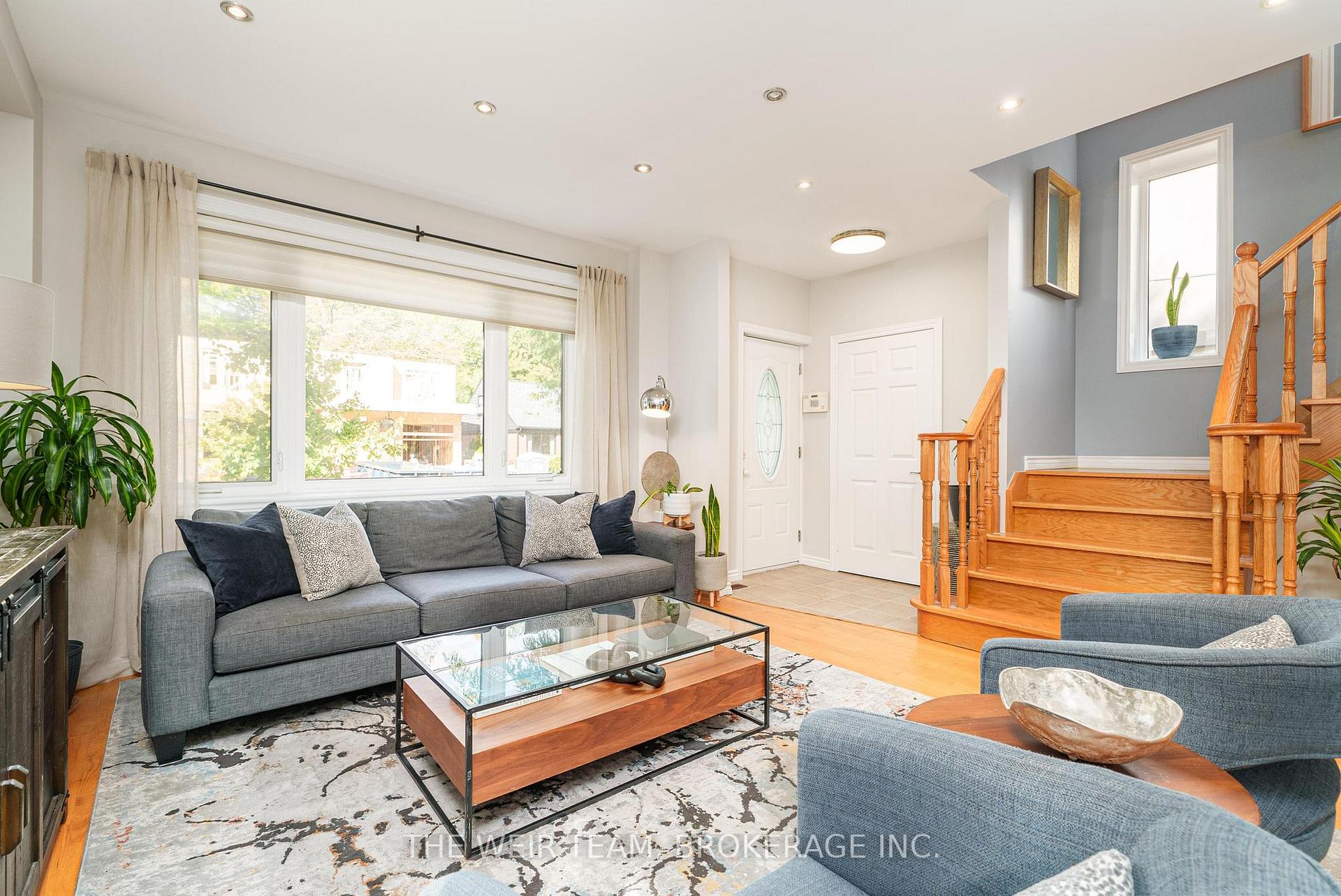 Photo 4 of 157 Ferris Road, Toronto, O'Connor-Parkview — HOMEH