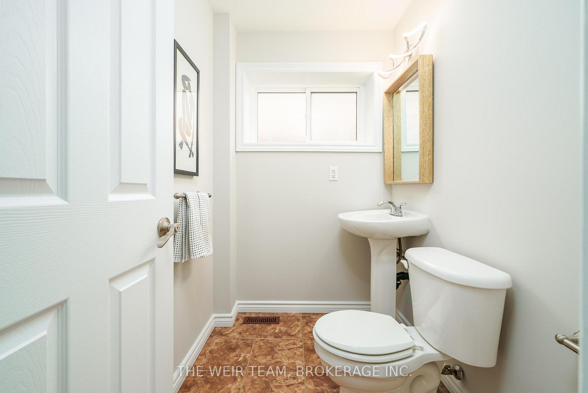 Photo 8 of 157 Ferris Road, Toronto, O'Connor-Parkview — HOMEH