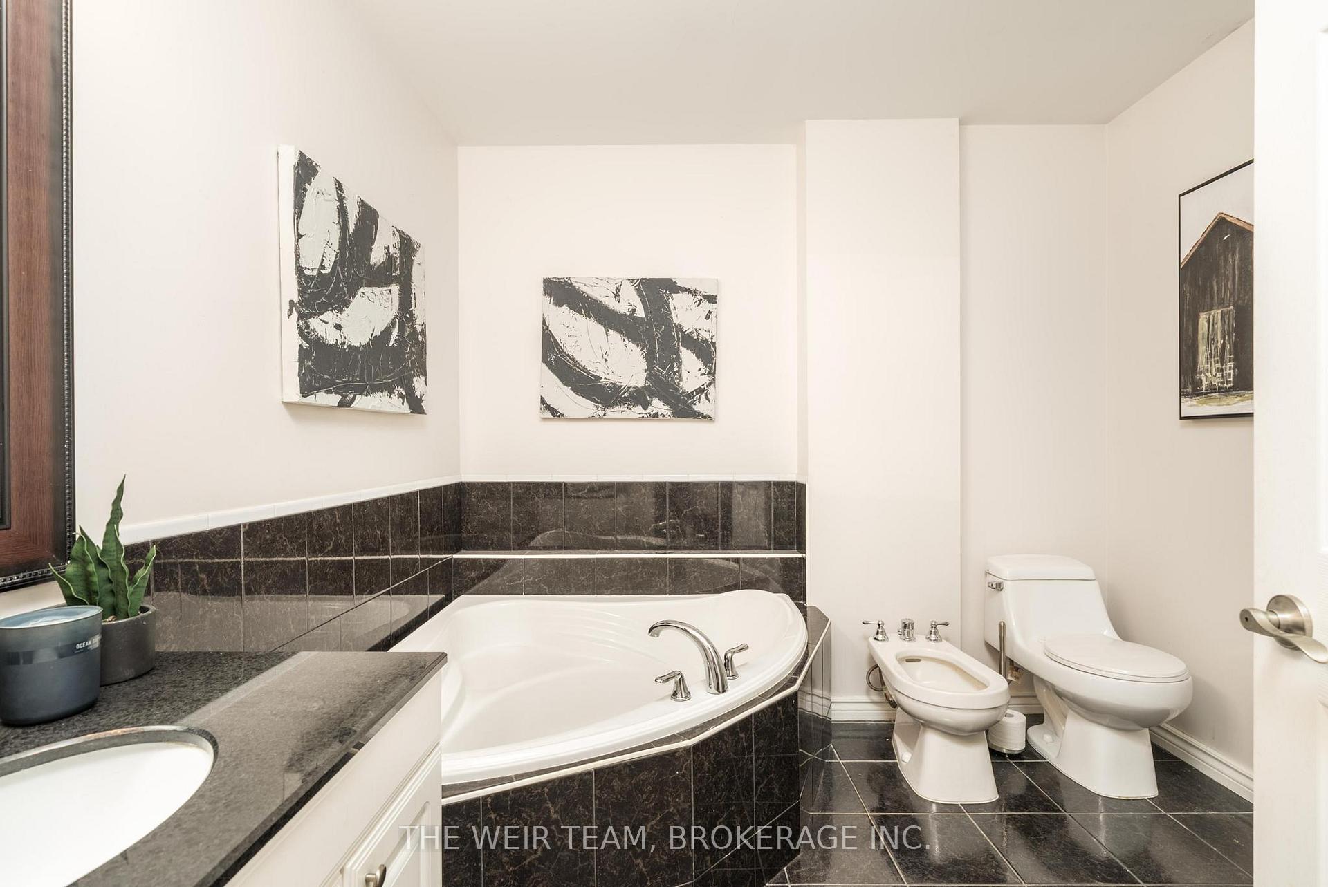 Photo 23 of 157 Ferris Road, Toronto, O'Connor-Parkview — HOMEH