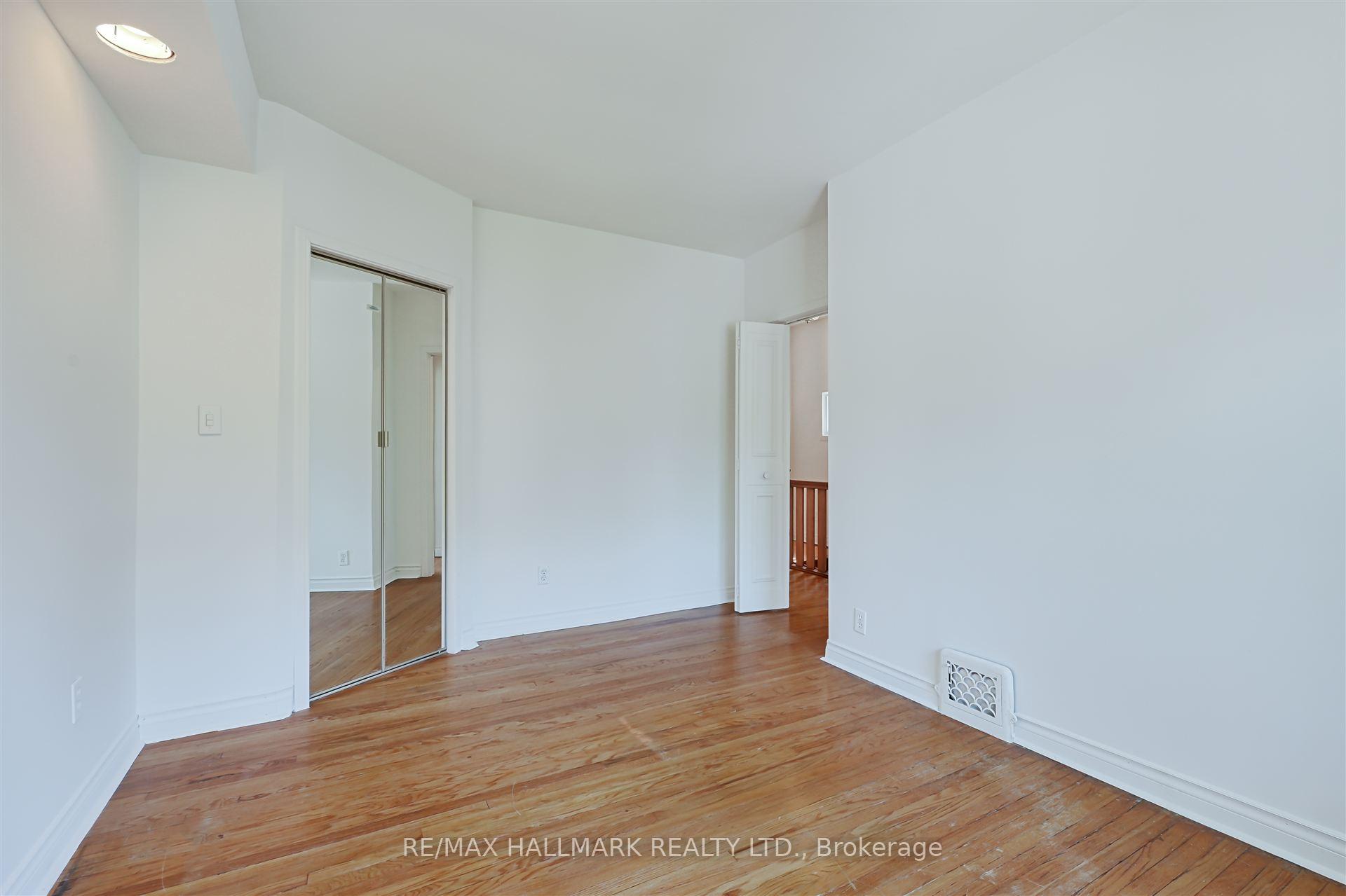 Photo 25 of 95 Corley Avenue, Toronto, East End-Danforth — HOMEH