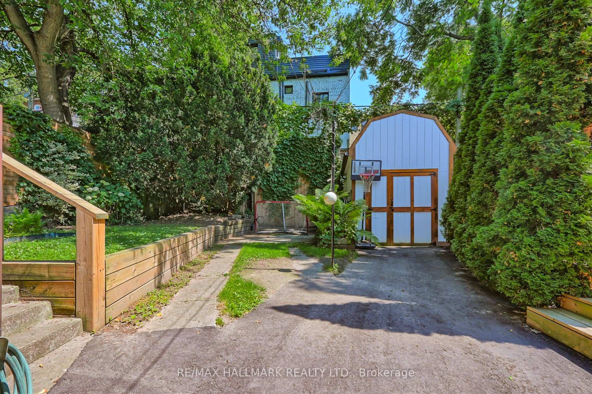 Photo 35 of 95 Corley Avenue, Toronto, East End-Danforth — HOMEH