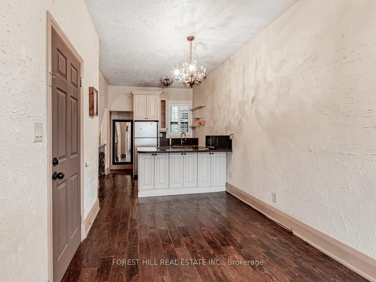 Photo 7 of 54 De Grassi Street, Toronto, South Riverdale — HOMEH
