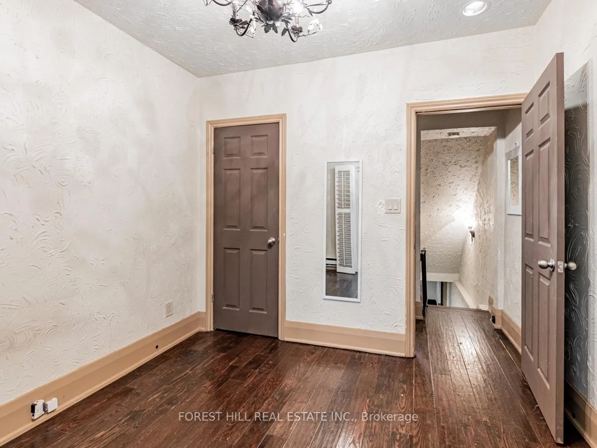 Photo 16 of 54 De Grassi Street, Toronto, South Riverdale — HOMEH