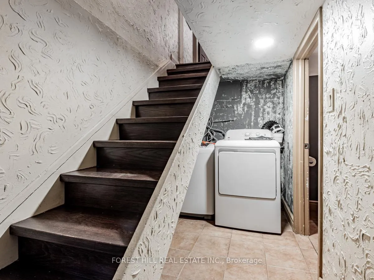 Photo 22 of 54 De Grassi Street, Toronto, South Riverdale — HOMEH